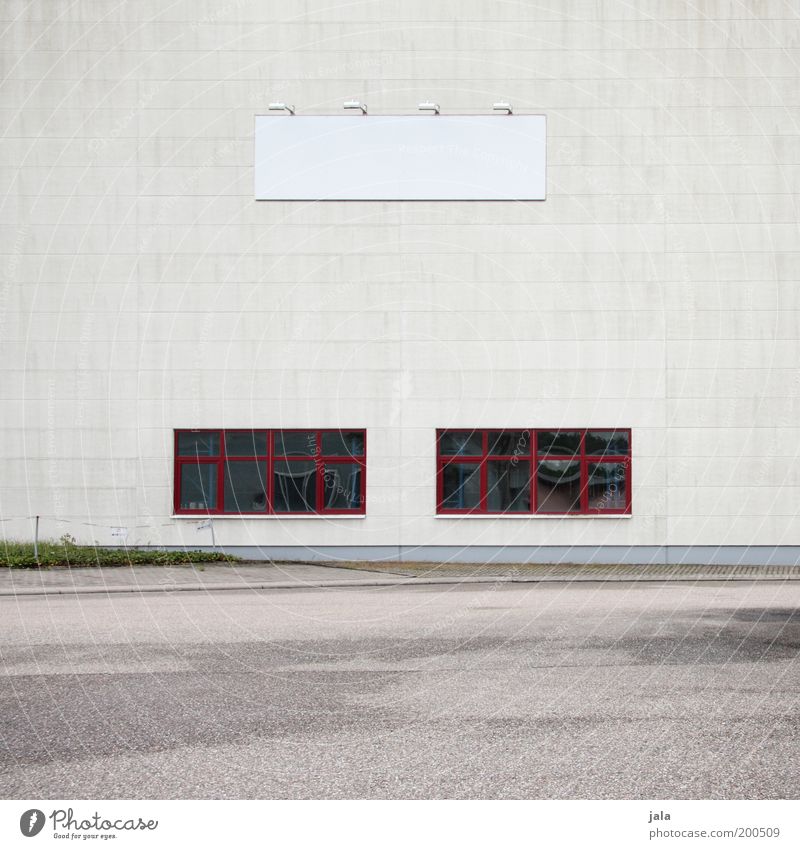 existenzgründung Fabrik Wirtschaft Industrie Handel Dienstleistungsgewerbe Mittelstand Unternehmen Haus Platz Gebäude Architektur Fassade Fenster groß grau rot