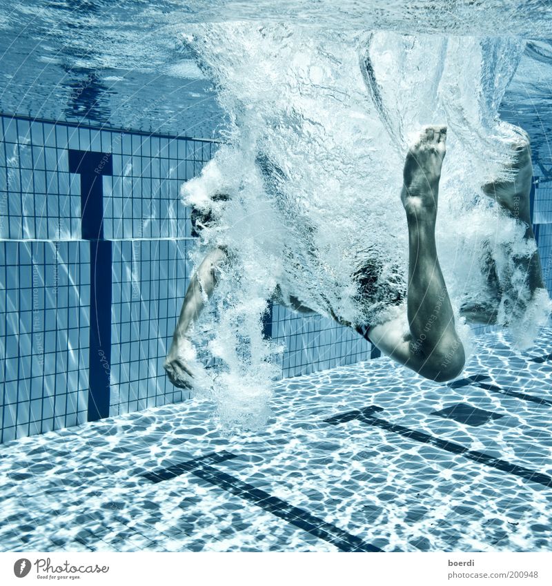 jUmpin Freude Leben Ferien & Urlaub & Reisen Sommer Sommerurlaub Sport Wassersport Schwimmbad 1 Mensch Schwimmen & Baden Fitness kalt nass sportlich blau