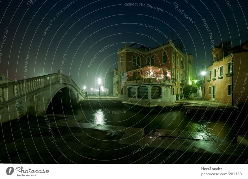 Rio di San Giuseppe Nebel Venedig Italien Stadt Hafenstadt Altstadt Menschenleer Haus Brücke Bauwerk Gebäude Architektur Sehenswürdigkeit Kanal Wasserstraße