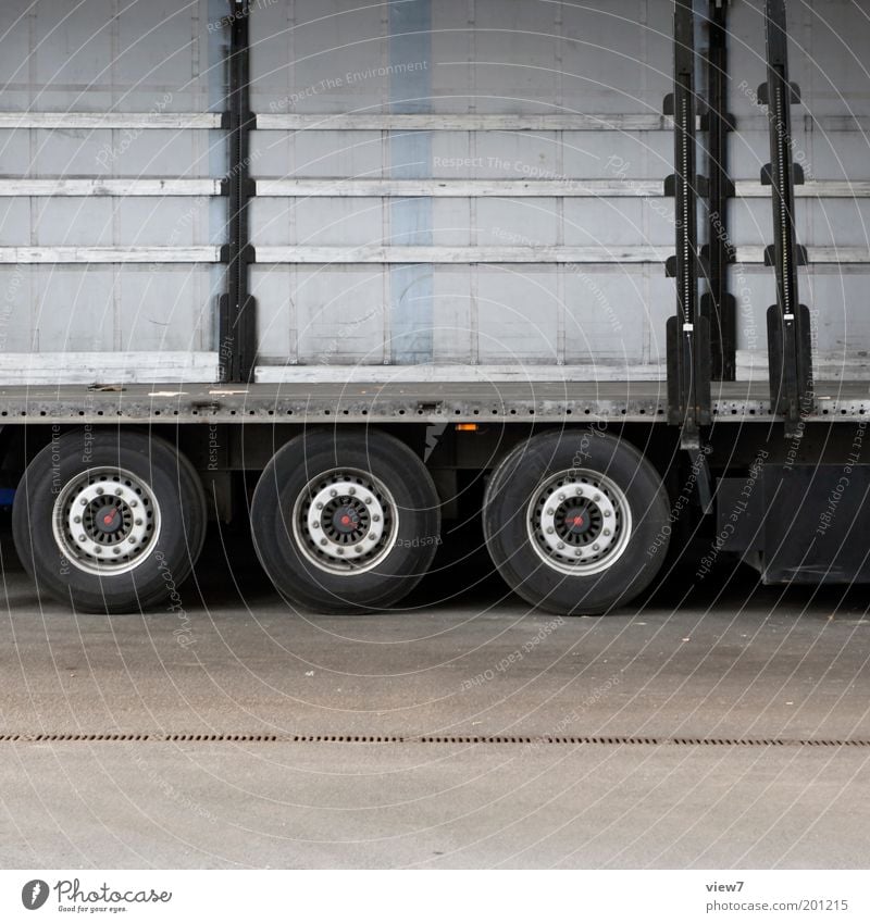 Nutzlast Güterverkehr & Logistik Verkehr Straße Fahrzeug Lastwagen Anhänger alt authentisch Mittelstand Mobilität Ordnung planen Wachstum Transporter 3 Versand