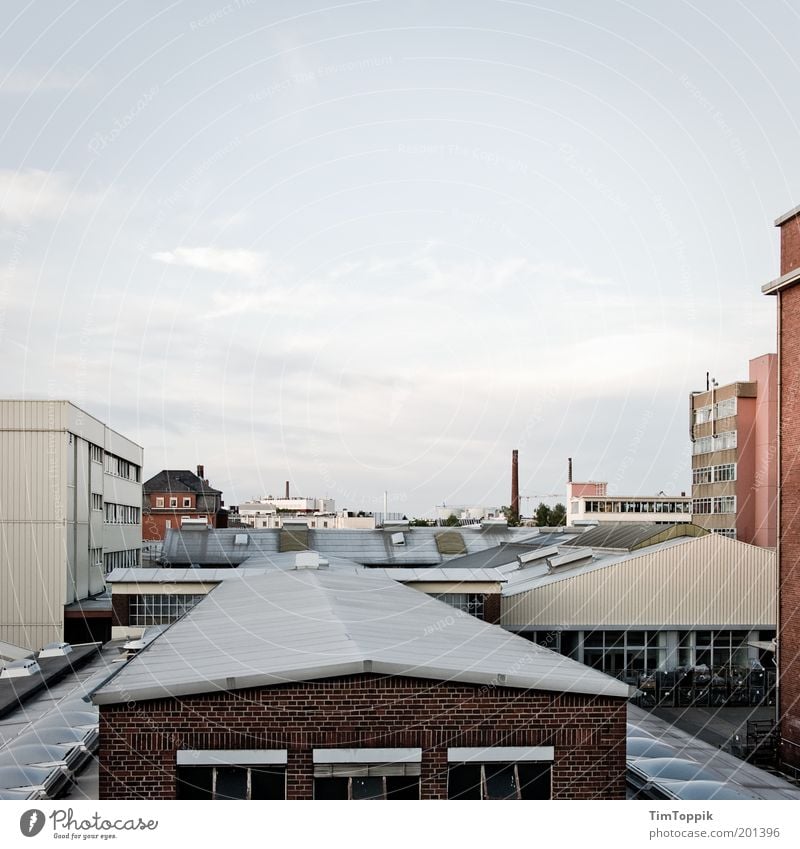 Über den Dächern Frankfurts Fabrik Dach trist Gewerbe Industrie Frankfurt am Main Gewerbegebiet Industriefotografie Industriegelände Industrieanlage