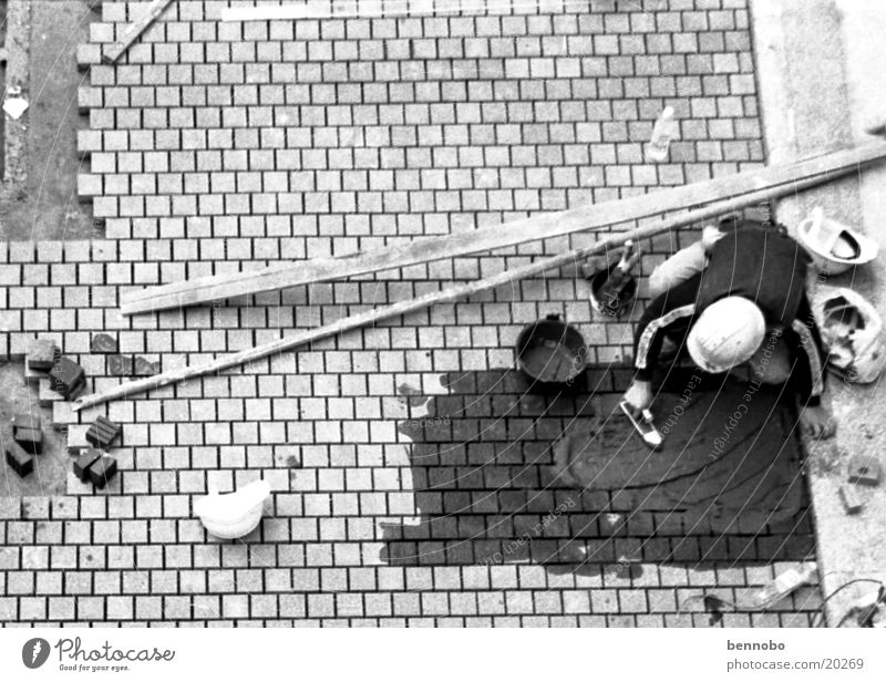 Bauarbeiter Hongkong Asien überbevölkert Terrasse schwarz weiß China Kopfsteinpflaster Schwarzweißfoto Strukturen & Formen
