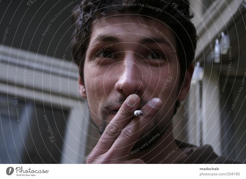 balcony delight Lifestyle Stil Mensch maskulin Mann Erwachsene Gesicht 1 18-30 Jahre Jugendliche Gelassenheit Schwäche Rauchen Zigarette Tabak