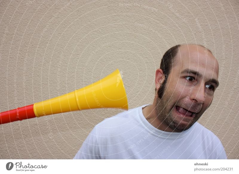 Geräusche l mit Trötpause durch Vuvuzela, beim Sommermärchen 2014. - ein  lizenzfreies Stock Foto von Photocase