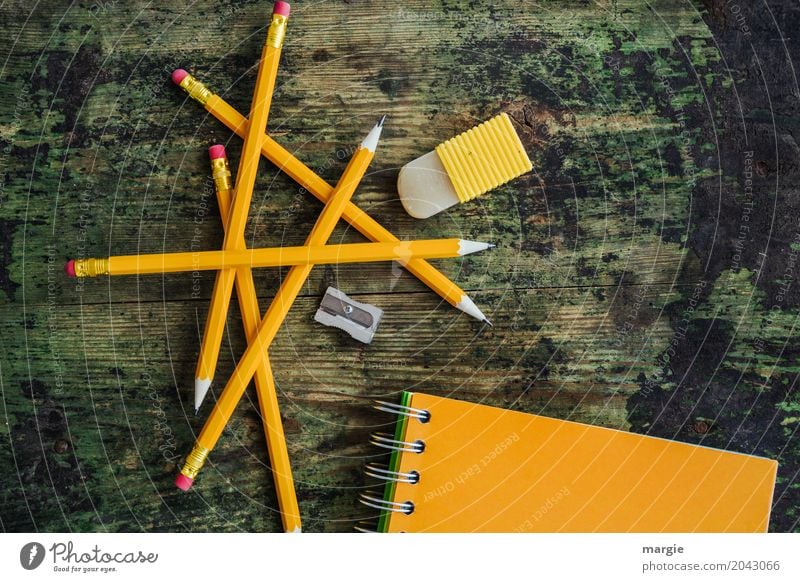 Bleistift Mikado: gelbe Bleistifte mit Notiz - Heft, Spitzer und Radiergummi Schule lernen Schüler Beruf Werbebranche Geldinstitut Post Business grün orange