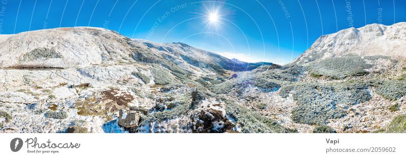 Panorama von weißen Bergen mit Schnee Ferien & Urlaub & Reisen Tourismus Abenteuer Winter Winterurlaub Berge u. Gebirge wandern Umwelt Natur Landschaft Himmel