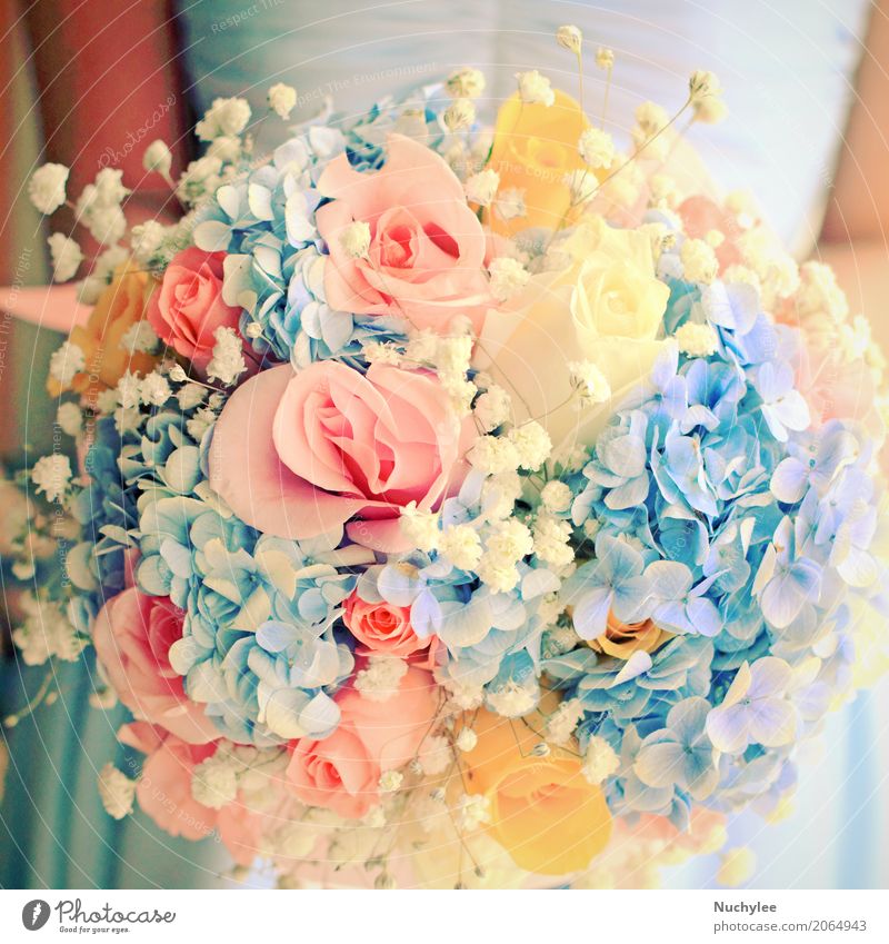Braut oder Bridemaid mit Blumenstrauß elegant schön Dekoration & Verzierung Feste & Feiern Hochzeit Frau Erwachsene Arme Hand Mode Bekleidung Kleid Schnur Liebe
