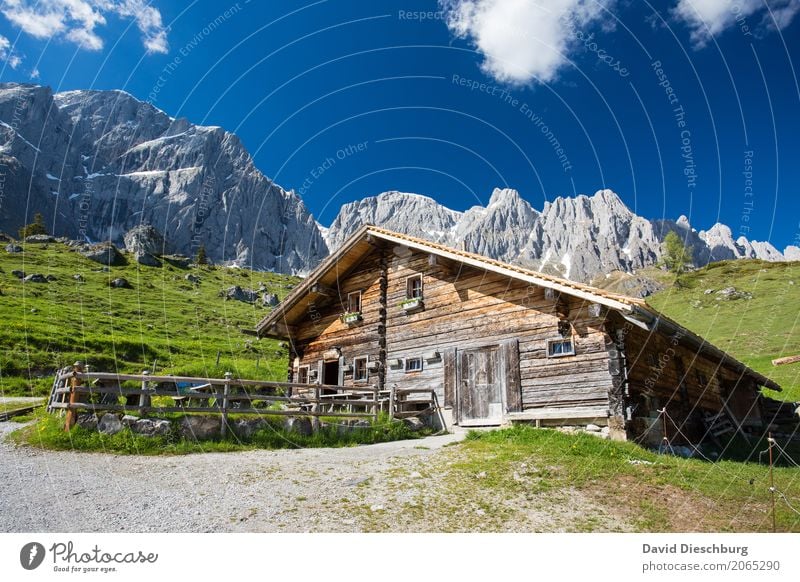 Berghütte Ferien & Urlaub & Reisen Tourismus Ausflug Expedition Sommerurlaub Berge u. Gebirge wandern Natur Landschaft Himmel Wolken Frühling Schönes Wetter