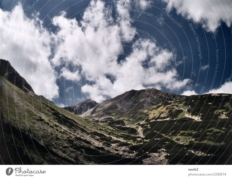 Unter den Wolken Ferien & Urlaub & Reisen Freiheit Berge u. Gebirge Umwelt Natur Landschaft Himmel Sommer Klima Wetter Schönes Wetter Wärme Hohe Tatra