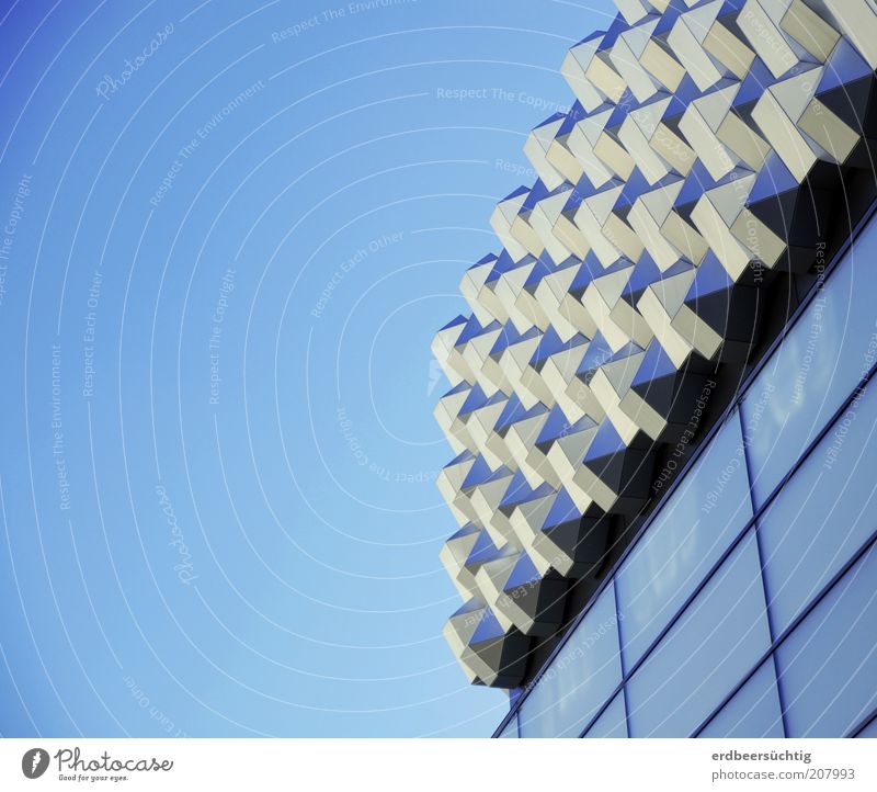 Im neuen Glanz Haus Gebäude Architektur Glas Metall modern retro blau silber Fassade Geometrie Blauer Himmel Wolkenloser Himmel Reflexion & Spiegelung