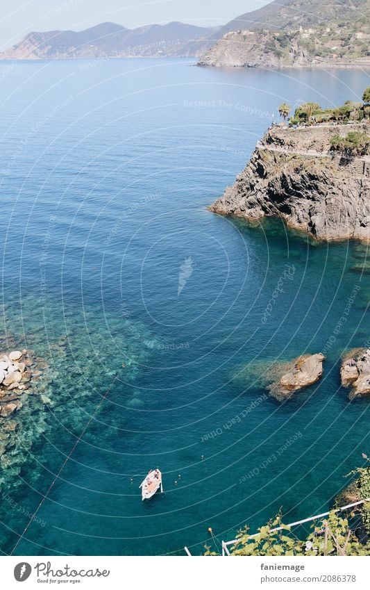 Cinque Terre XXVII Umwelt Natur Landschaft Schönes Wetter Wellen Küste Meer schön Italien Italienisch Ligurien mediterran malerisch Reisefotografie Küstenstraße