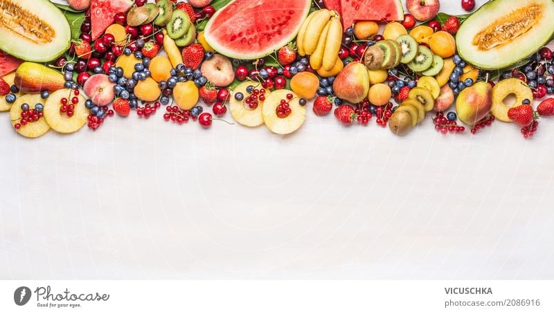 Sommer Vielfalt von Obst und Beeren Lebensmittel Frucht Apfel Orange Ernährung Bioprodukte Vegetarische Ernährung Diät kaufen Stil Design Gesunde Ernährung