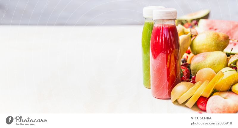 Smoothies mit Früchten Lebensmittel Frucht Ernährung Bioprodukte Vegetarische Ernährung Diät Getränk Erfrischungsgetränk Limonade Saft Flasche kaufen Stil