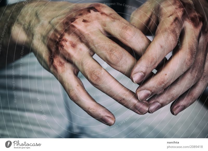 Hände des jungen Mannes mit Blut in seinen Knöcheln Gesundheitswesen Medikament Mensch maskulin Junger Mann Jugendliche Hand Finger 1 18-30 Jahre Erwachsene
