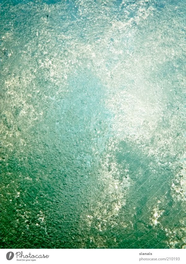 kribbelwasser Whirlpool Urelemente See natürlich Luftblase aufsteigen sprudelnd Mineralwasser Lebensraum Wasserwirbel Blase Wasseroberfläche Erfrischung