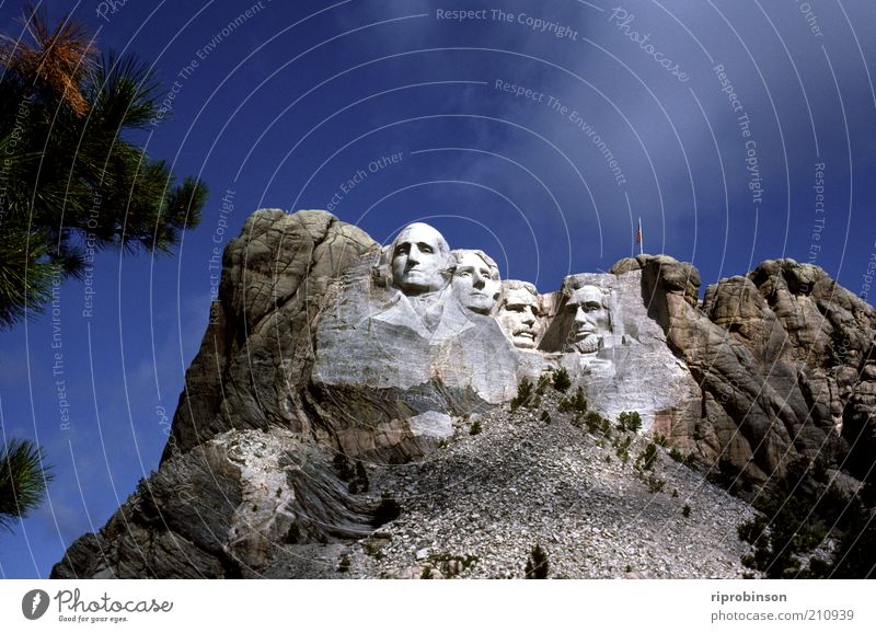 Mount Rushmore Felsen Wahrzeichen Denkmal Ferien & Urlaub & Reisen gigantisch Wachsamkeit Politik & Staat Farbfoto Außenaufnahme Totale
