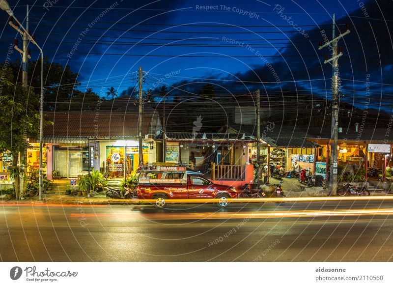 Koh Samui Verkehr Verkehrsmittel Personenverkehr Straßenverkehr Autofahren PKW Taxi Ringstrasse samet Thailand Tuc-Tuc lamai Farbfoto Außenaufnahme Menschenleer