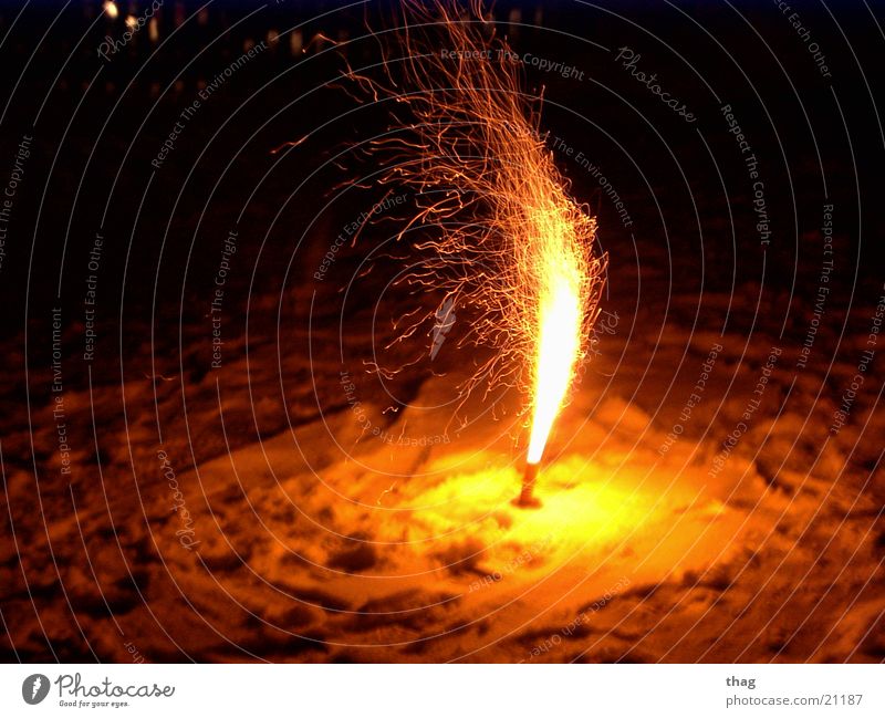burning flame Silvester u. Neujahr Feuerwerk Licht Freizeit & Hobby Brand Fackel