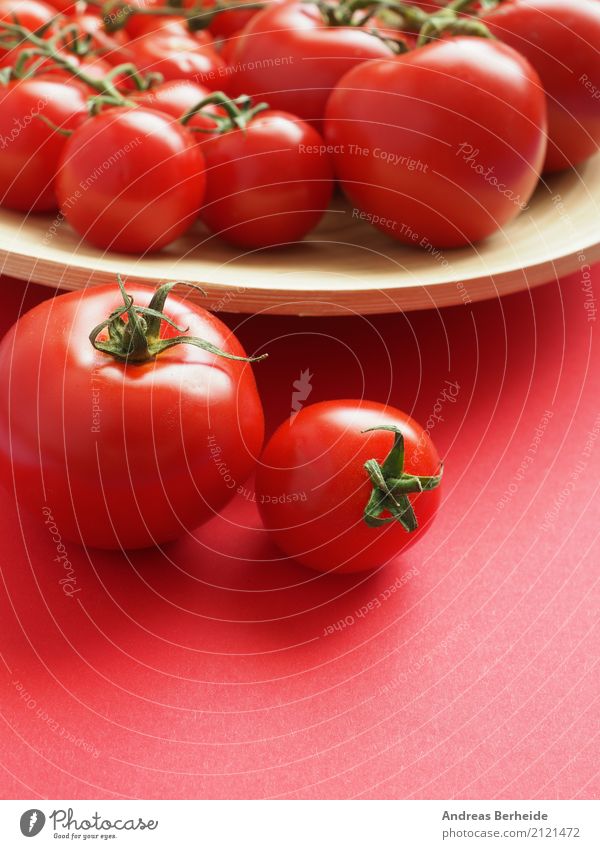 Reife Tomaten Lebensmittel Gemüse Frucht Bioprodukte Vegetarische Ernährung Schalen & Schüsseln lecker saftig health healthy ingredient juicy natural organic