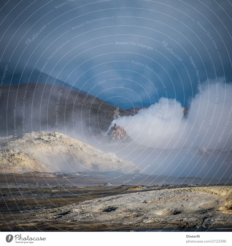 Dampf ablassen Umwelt Natur Landschaft Urelemente Sand Feuer Luft Wasser Himmel Wolken Wetter schlechtes Wetter Hügel Vulkan blau gelb weiß Island