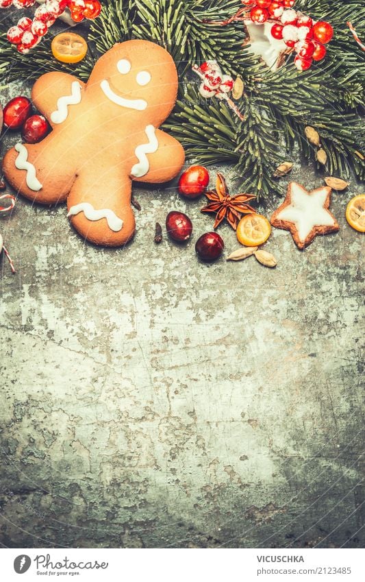 Lebkuchenmann mit Gewürzen und Weihnachtsdekoration Lebensmittel Teigwaren Backwaren Dessert Stil Design Winter Feste & Feiern Weihnachten & Advent
