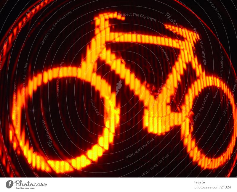 red bike Fahrrad Ampel rot Licht Lampe Elektrisches Gerät Technik & Technologie orang Signal
