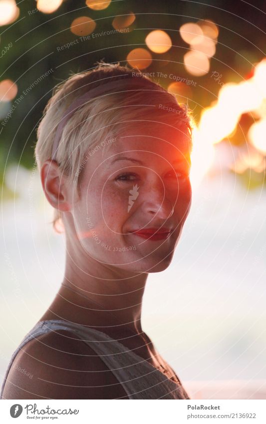 #A4# Frau im Gegenlicht Kunst ästhetisch Frauengesicht Sonne Sonnenstrahlen Unschärfe Fröhlichkeit Farbfoto mehrfarbig Außenaufnahme Nahaufnahme Detailaufnahme