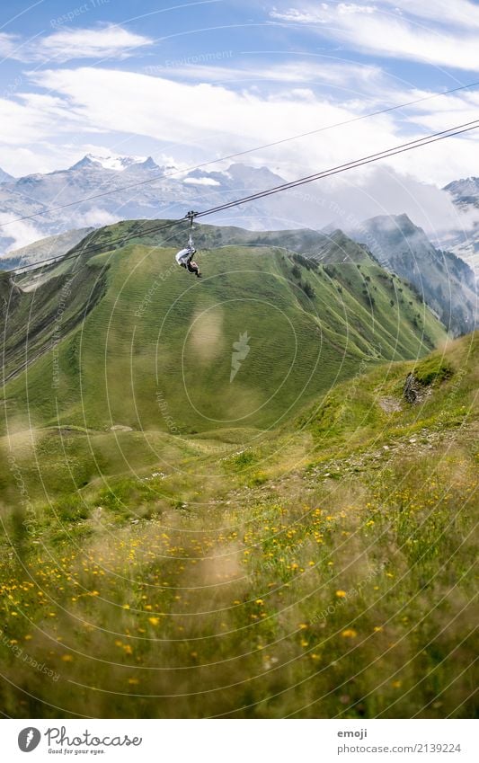 Sesselbahn Umwelt Natur Landschaft Pflanze Sommer Schönes Wetter Wiese Alpen Berge u. Gebirge natürlich grün Schweiz wandern Wanderausflug Wandertag Tourismus