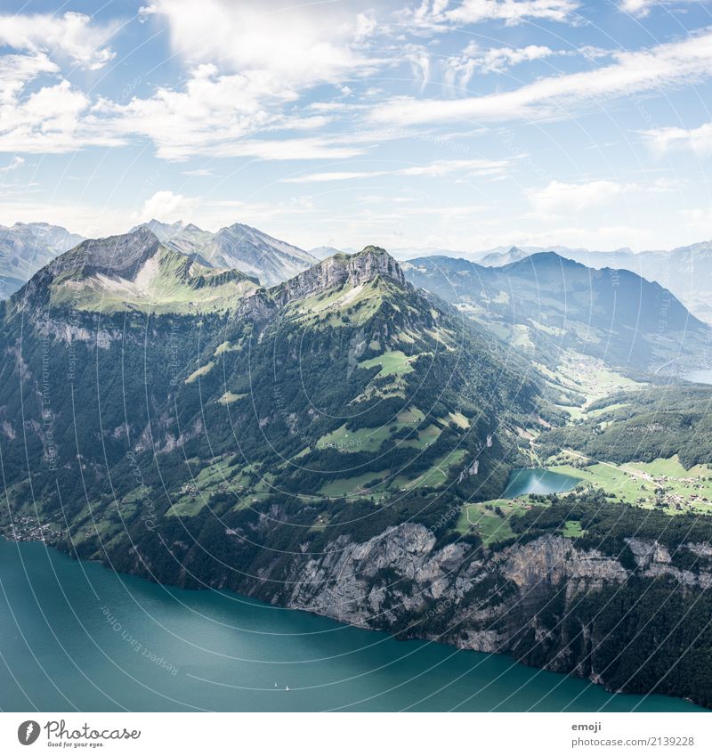 Seelisbergsee Umwelt Natur Landschaft Sommer Schönes Wetter Hügel Alpen Berge u. Gebirge Bach natürlich blau grün Schweiz Urlaubsfoto Freizeit & Hobby