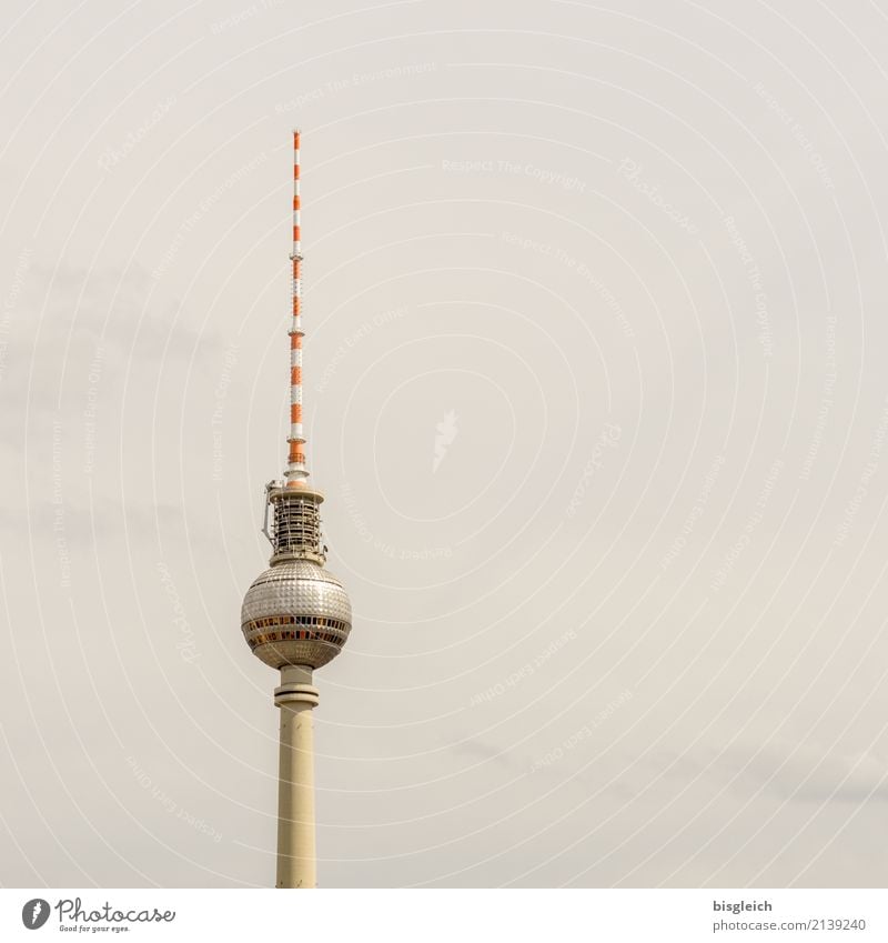 Fernsehturm Berlin Deutschland Europa Hauptstadt Berliner Fernsehturm Antenne Sehenswürdigkeit Wahrzeichen braun grau rot weiß Farbfoto Außenaufnahme