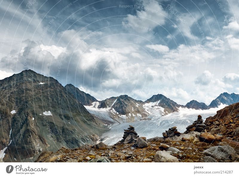 Ewigkeit und Vergänglichkeit Berge u. Gebirge Landschaft Urelemente Erde Himmel Wolken Sommer Schönes Wetter Alpen Gipfel Gletscher alt blau braun ruhig