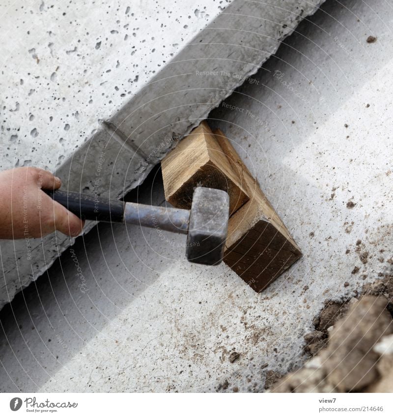 Fäustel Arbeit & Erwerbstätigkeit Arbeitsplatz Baustelle Industrie Werkzeug Hammer Hand Finger Stein Beton Metall Linie bauen gebrauchen machen ästhetisch