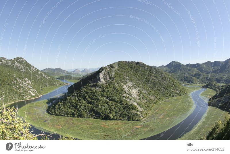 Naturschönheit Ferien & Urlaub & Reisen Tourismus Sommer Sommerurlaub Umwelt Landschaft Wolkenloser Himmel Hügel Berge u. Gebirge Montenegro Schlucht Tal