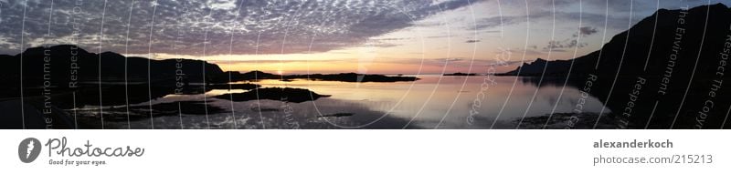 Midnightsun Natur Landschaft Wasser Himmel Wolken Sonnenaufgang Sonnenuntergang Küste Fjord Meer Blick ruhig mehrfarbig Außenaufnahme Menschenleer Abend Nacht
