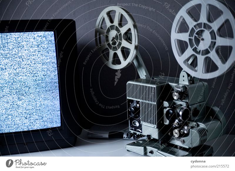 !8OO Film ab Freizeit & Hobby Technik & Technologie Fortschritt Zukunft Medien Fernsehen Fernseher Kino Filmindustrie Video Erfahrung Erwartung innovativ