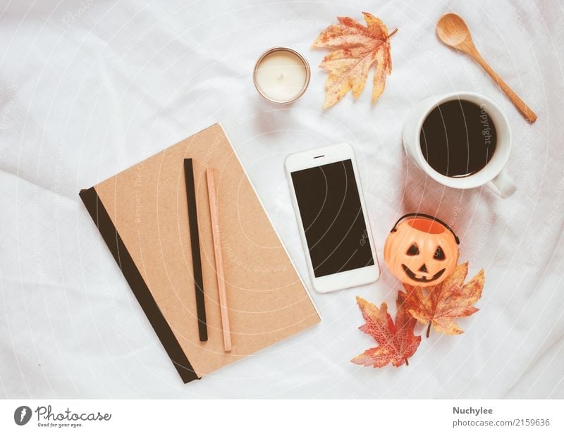 Herbst- und Halloween-Konzept Kaffee Löffel Lifestyle Stil Design Dekoration & Verzierung Erntedankfest Handwerk Handy PDA Technik & Technologie Kunst Wärme