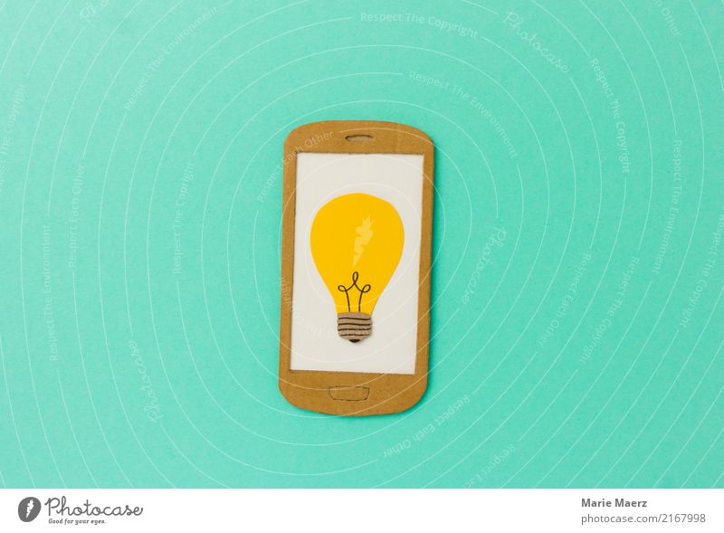 Lernen & Recherche. Gelbe Glühbirne auf Handy Display. Bildung Telefon PDA Internet entdecken lernen lesen Erfolg Unendlichkeit modern Neugier türkis Tugend