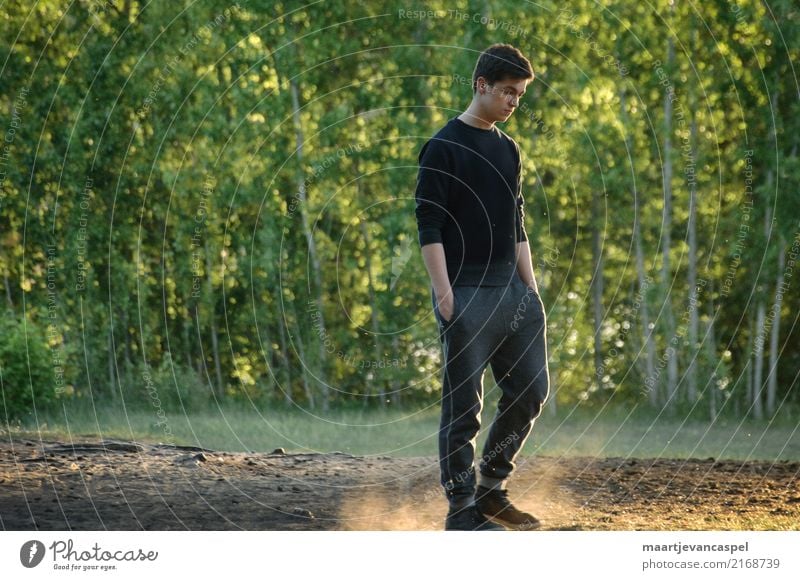 Nachdenklicher Teenager Wandert Im Wald Ein Lizenzfreies Stock Foto Von Photocase