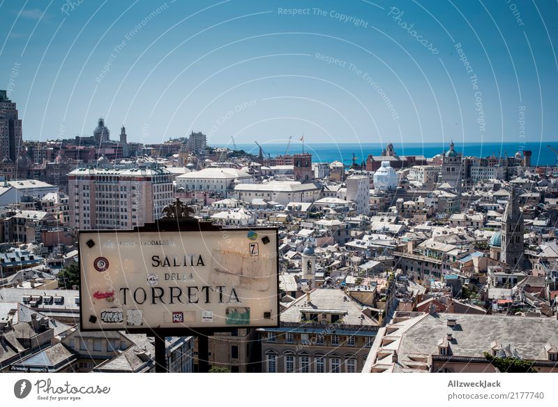 Genua Skyline 1 Ferien & Urlaub & Reisen Ausflug Sightseeing Städtereise Sommer Sommerurlaub Hafenstadt Haus maritim Stadt Salita della Torretta