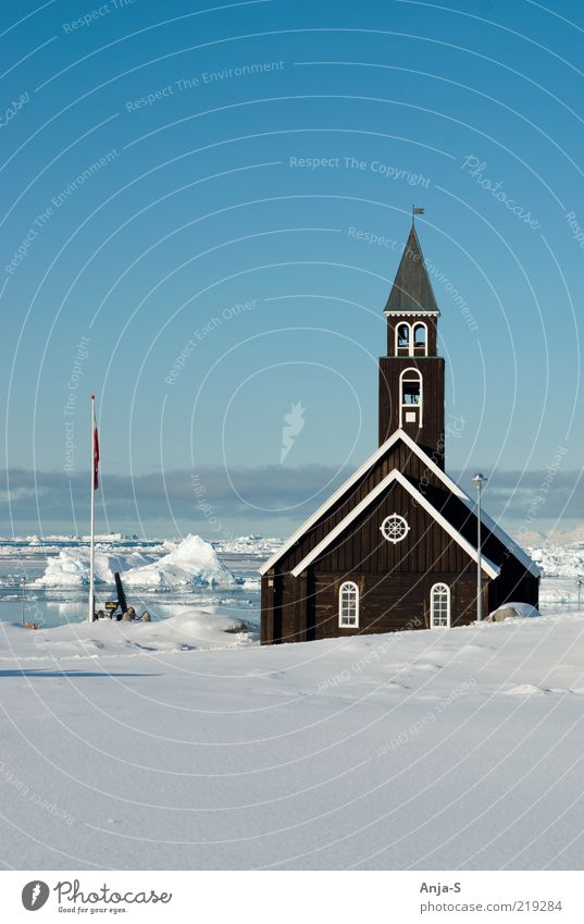 Ilulissat, Greenland Umwelt Landschaft Himmel Wolkenloser Himmel Klima Klimawandel Schönes Wetter Eis Frost Schnee Grönland Menschenleer Kirche blau weiß