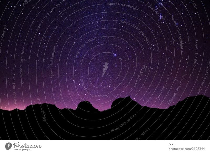 Gurnigel bei Nacht Stern Sternenhimmel Berge u. Gebirge Langzeitbelichtung Abenddämmerung Schweiz gurnigel Nachthimmel Landschaft Natur Stimmung Atmosphäre