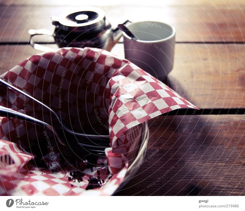 ich will mehr! Lebensmittel Kaffeetrinken Getränk Heißgetränk Tee Geschirr Besteck Gabel Löffel Korb Teekanne Kaffeekanne Kaffeetasse Tasse Teetasse Tisch