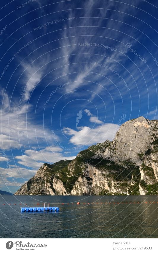 es hört nicht auf Erholung ruhig Ferien & Urlaub & Reisen Umwelt Wasser Himmel Wolken Schönes Wetter Berge u. Gebirge Dolomiten See Gardasee riva del garda