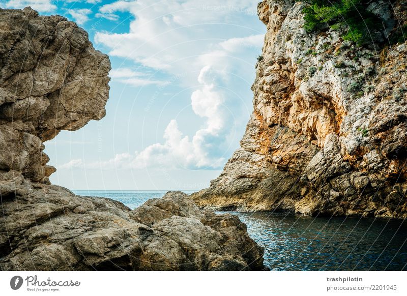 Blackwater Bay Ferien & Urlaub & Reisen Tourismus Ausflug Abenteuer Ferne Freiheit Sightseeing Sommerurlaub Meer Berge u. Gebirge Hügel Felsen Dubrovnik