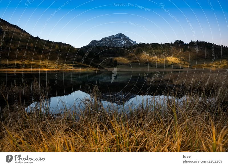 Kalbelesee Umwelt Natur Landschaft Wolkenloser Himmel Herbst Klima Klimawandel Wetter Schönes Wetter Hügel Felsen Alpen Berge u. Gebirge Gipfel