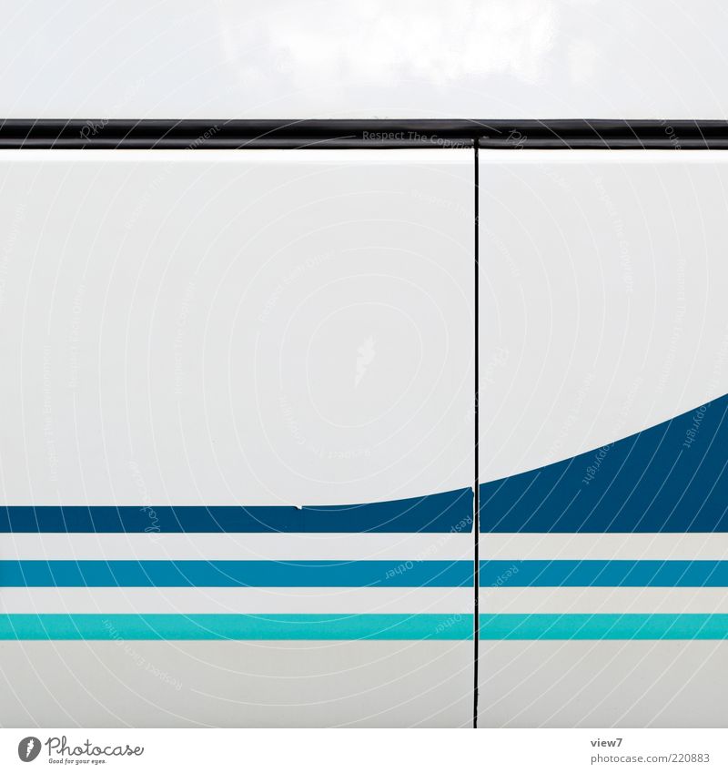 1.100 simple fast Fahrzeug Bus Reisebus Metall Linie Streifen ästhetisch dünn einfach elegant einzigartig kalt modern neu positiv weiß Design Farbe Ordnung rein