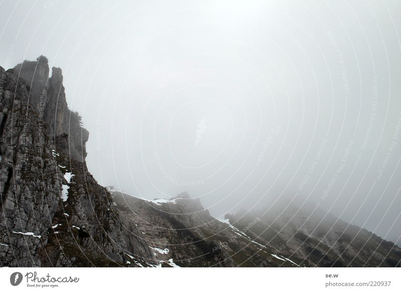Weg nach Mordor '3 Urelemente Wolken Sommer Herbst schlechtes Wetter Felsen Alpen Berge u. Gebirge Wörner Kalkalpen Karwendelgebirge dunkel eckig grau achtsam
