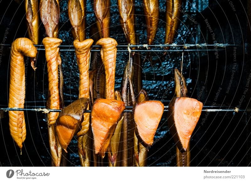 Freitag... Lebensmittel Fisch Meeresfrüchte Duft Appetit & Hunger Heilbutt schillerlocke dornhai lecker Räucherfisch geräuchert räucherofen Omega-3-Fettsäure