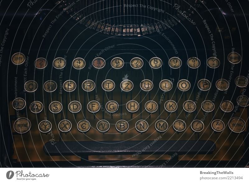 Tastatur der alten Weinleseschreibmaschine Freizeit & Hobby Technik & Technologie Schreibmaschine Originalität Kultur Tradition altehrwürdig Antiquität