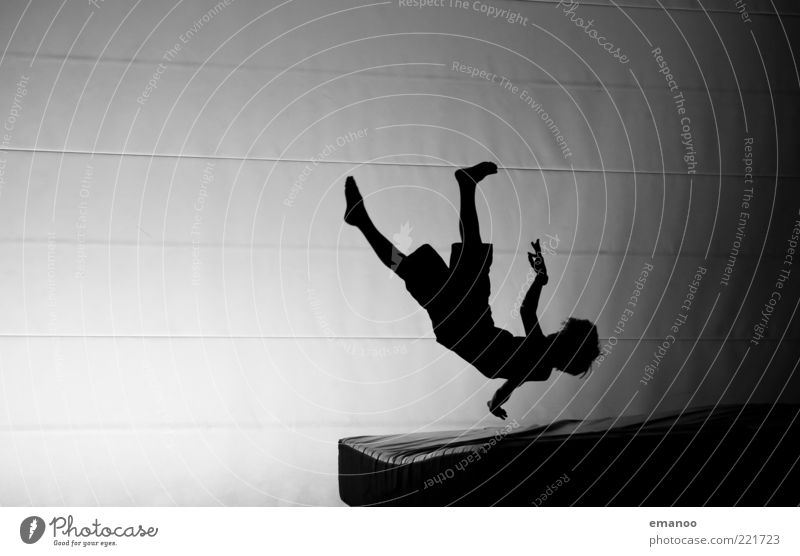 Silhouette 2 Lifestyle Freizeit & Hobby Sport Fitness Sport-Training Sportler Mensch maskulin Jugendliche 1 Bewegung fallen fliegen springen sportlich